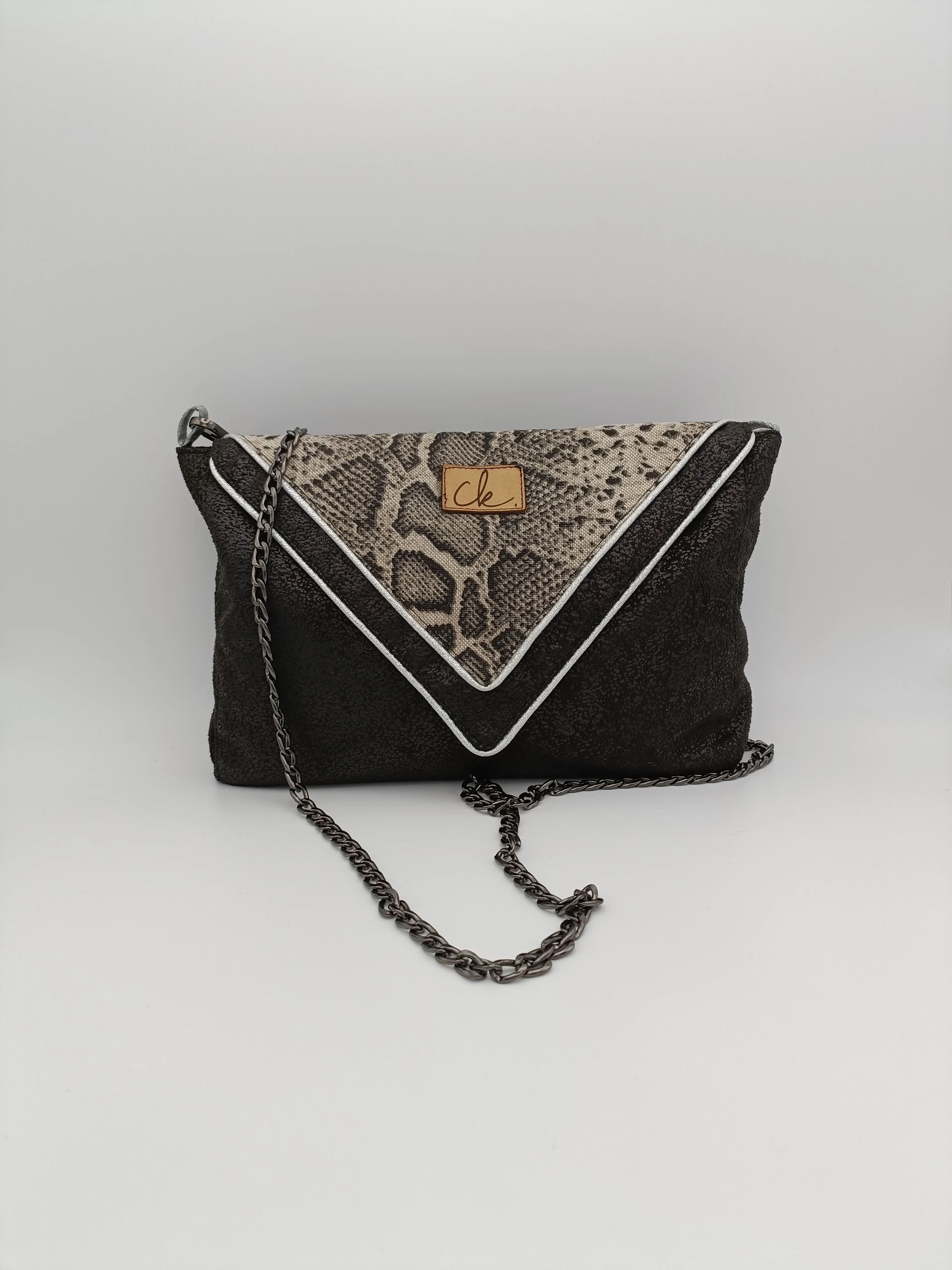 Pochette Macha