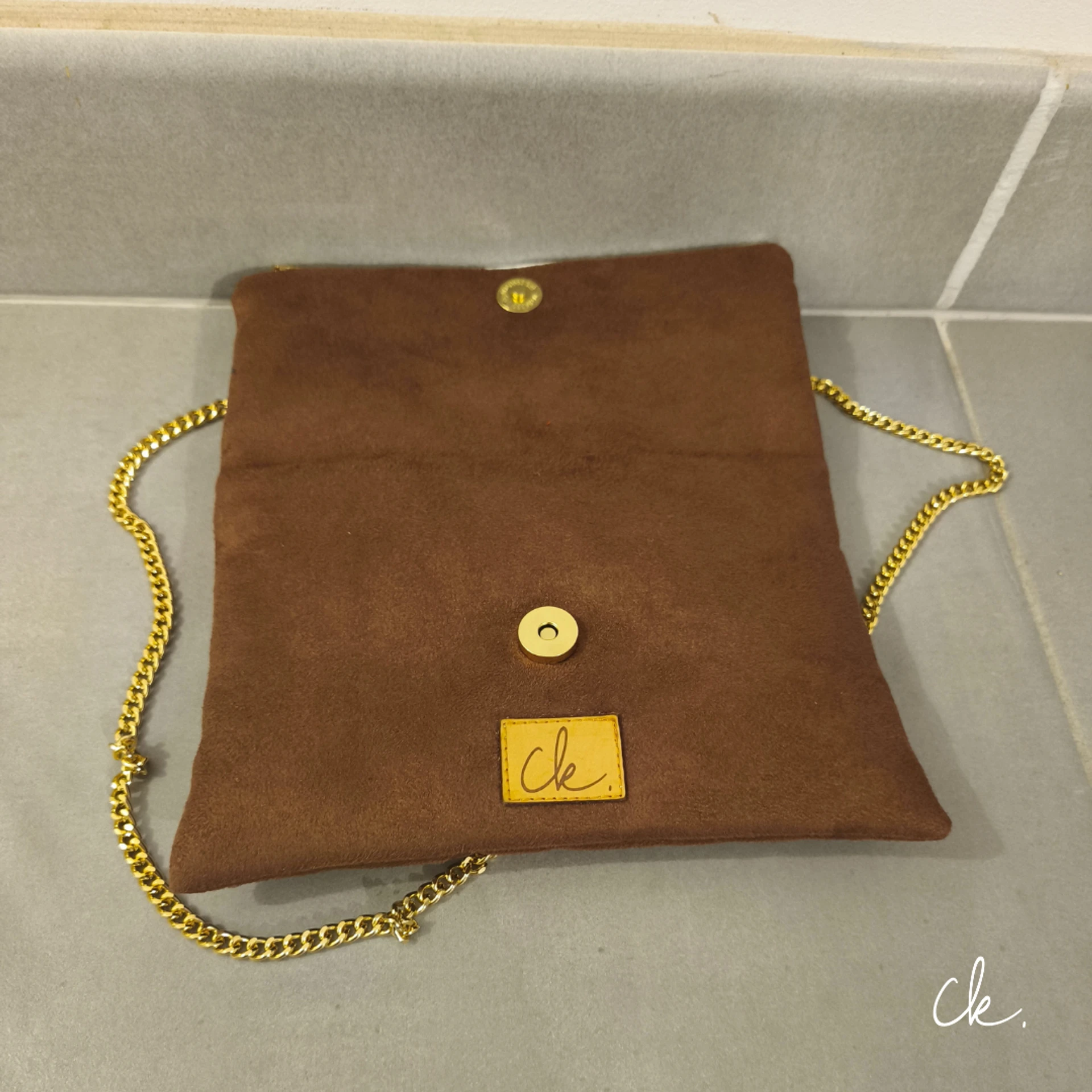 Pochette repliee Maeve Pochette repliee Maeve