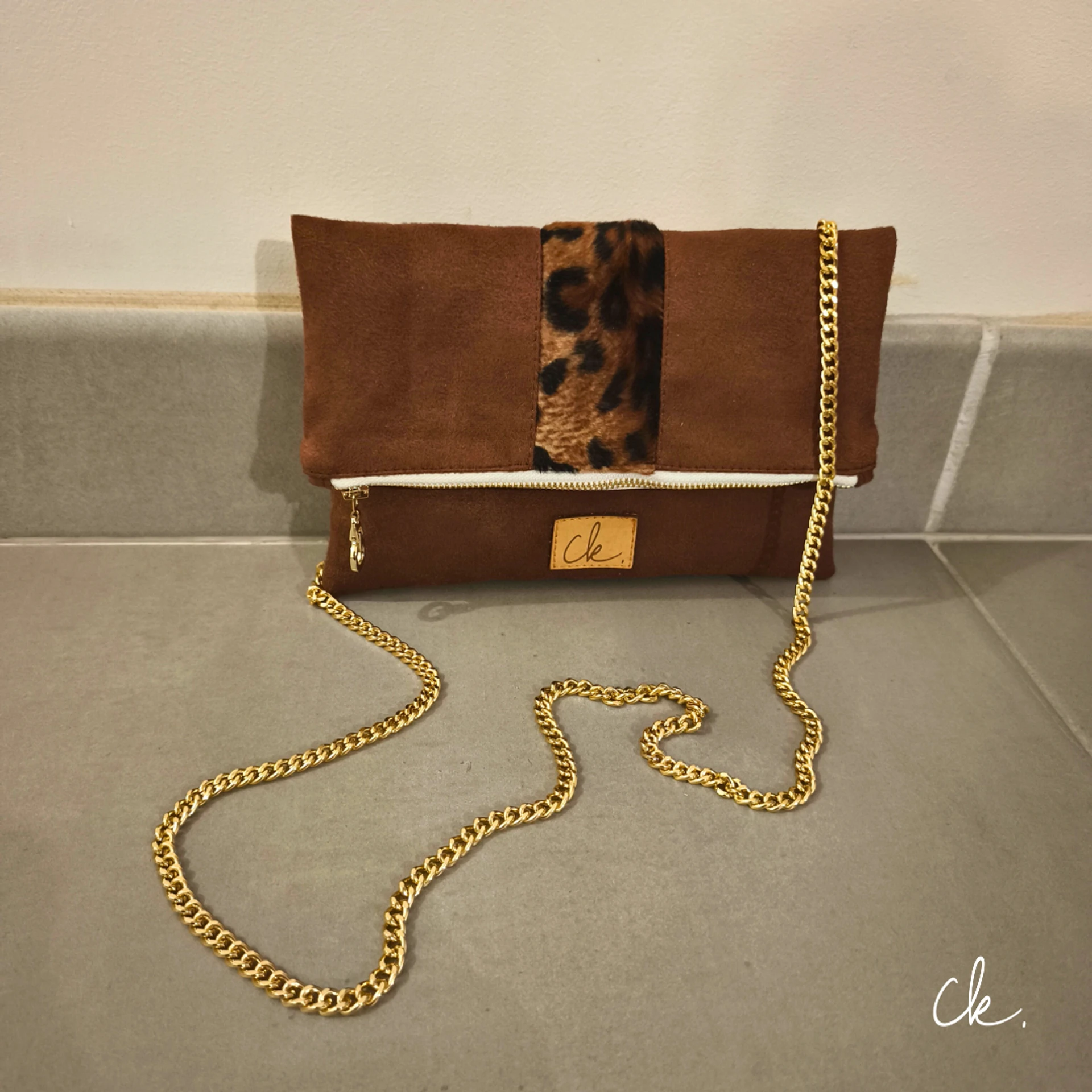 Pochette repliee Maeve Pochette repliee Maeve